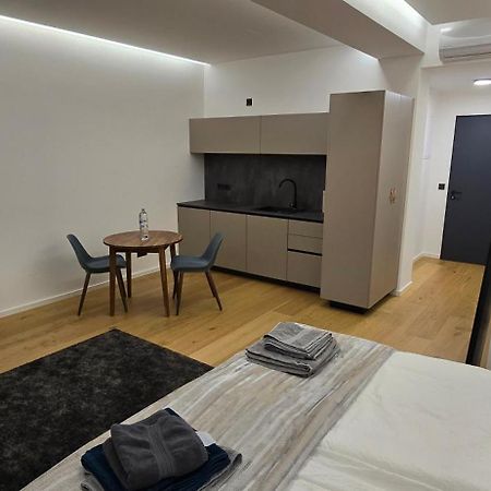 Room16-Ulm Exterior photo